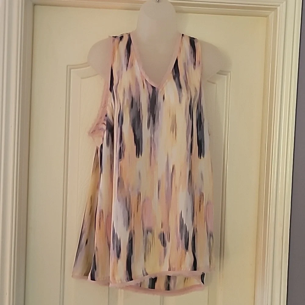 Torrid 1X Top - Picture 1 of 12